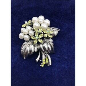 RMN‎ Signed Faux Pearl Yellow Floral Brooch Pin Jewelry Accessory